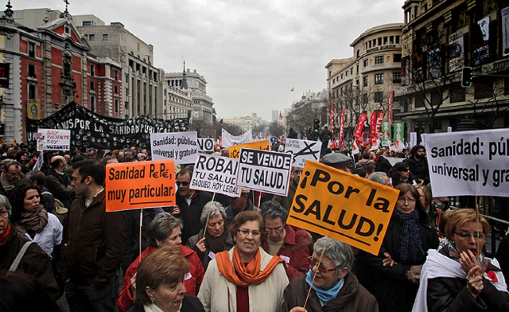 1599840-La_marea_blanca_vuelve_a_Madrid_contra_la_privatizacion_y_los_recortes_en_sanidad_Version1
